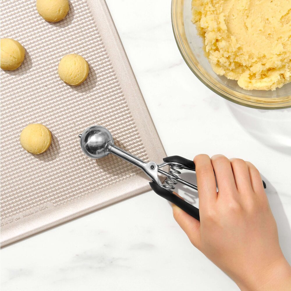 Small Cookie Scoop W7