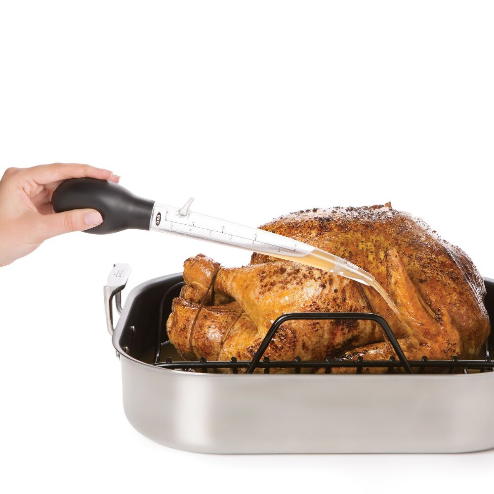 Angled Baster With Cleaning Brush G6
