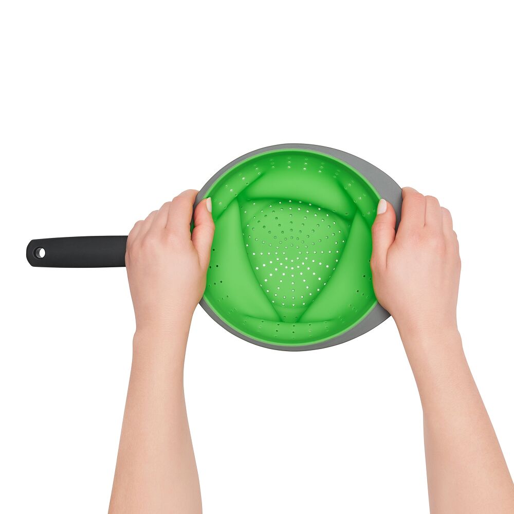 Silicone Collapsible Strainer (2.0 Qt) A1