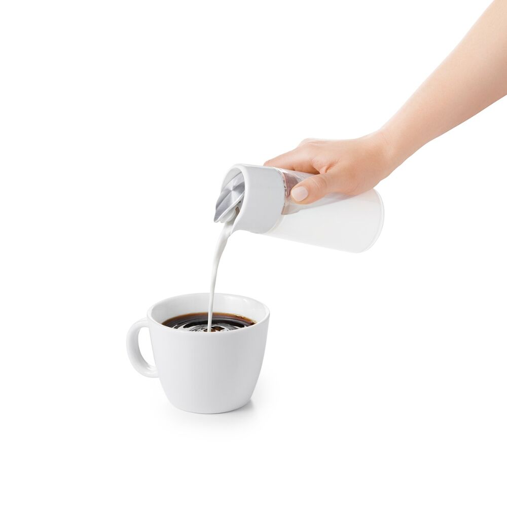 OXO Glass Creamer J8