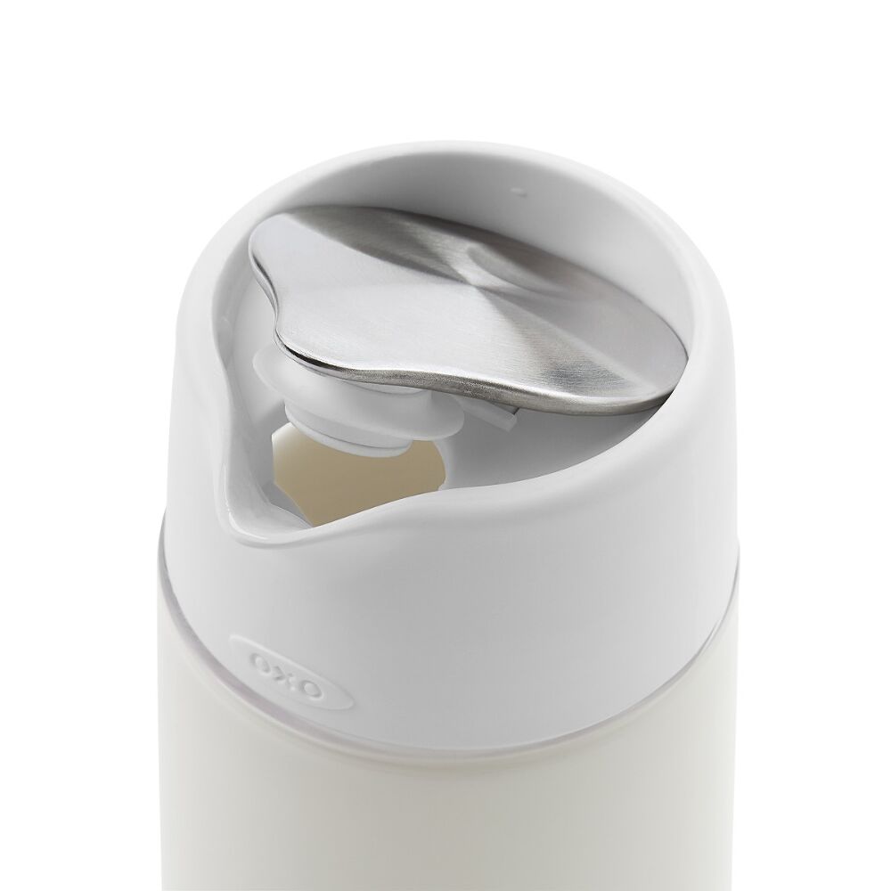 OXO Glass Creamer J8