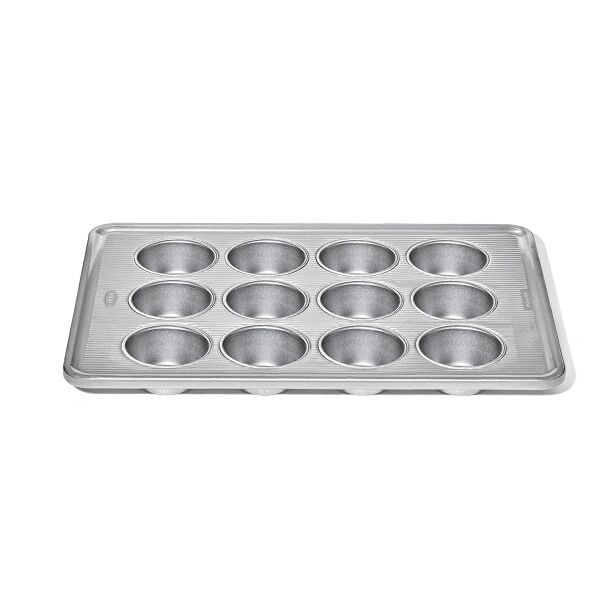 Nonstick Pro Clear Coated 12 Cup Muffin Pan H0