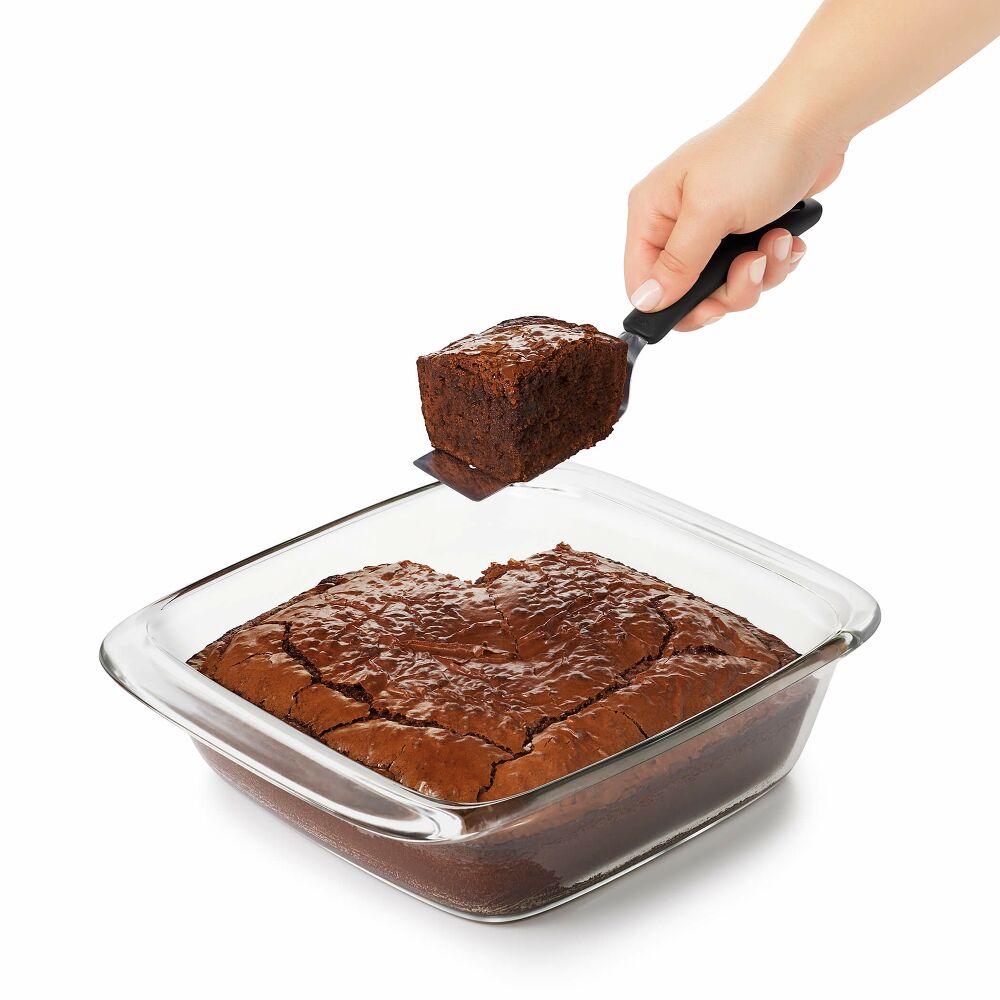 Cut & Serve Turner L8