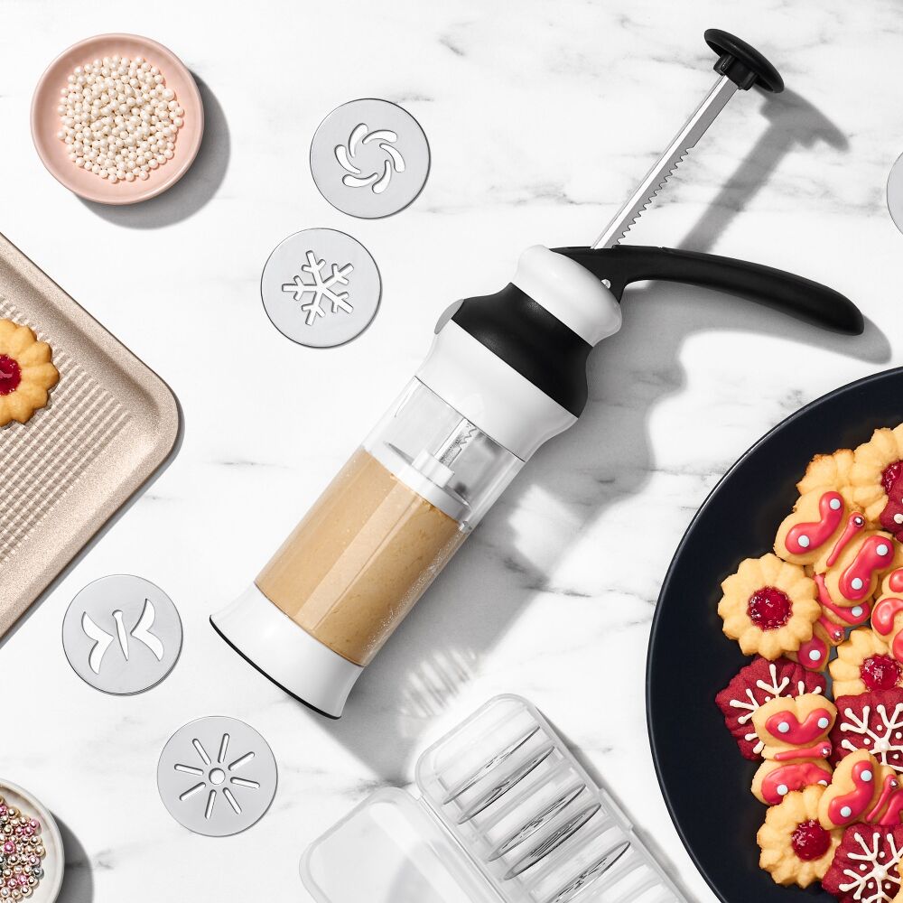 Holiday Cookie Press and Disk Set Bundle R8