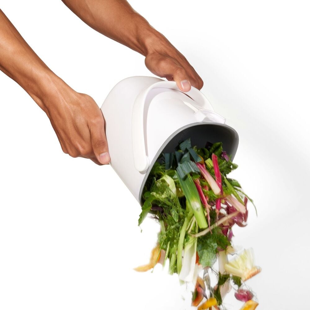 Easy-Clean Compost Bin - 0.75 Gal B7