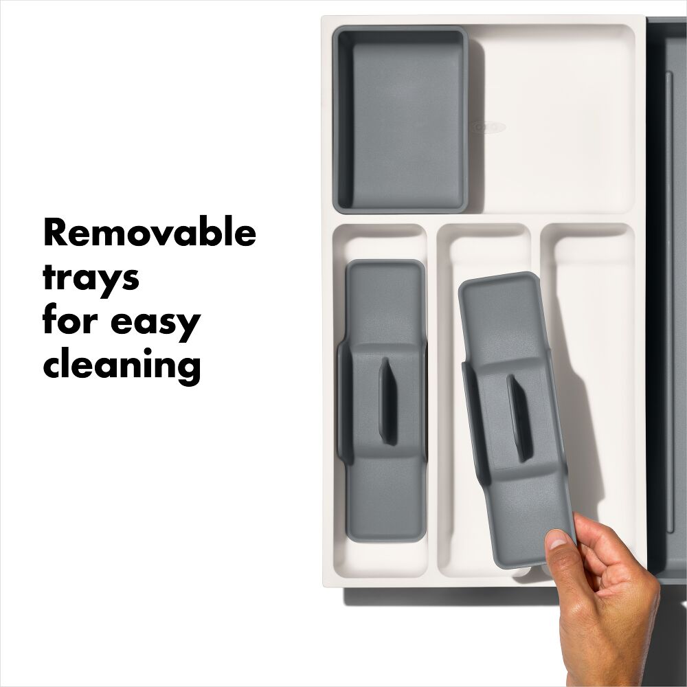 OXO Good Grips Expandable Utensil Drawer Organizer C6