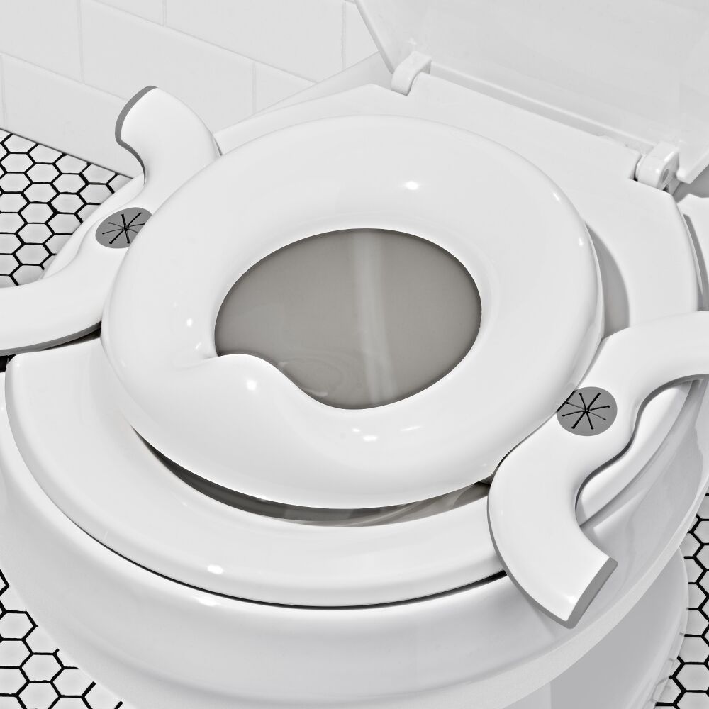 2-in-1 Go Potty™ with Travel Bag S7