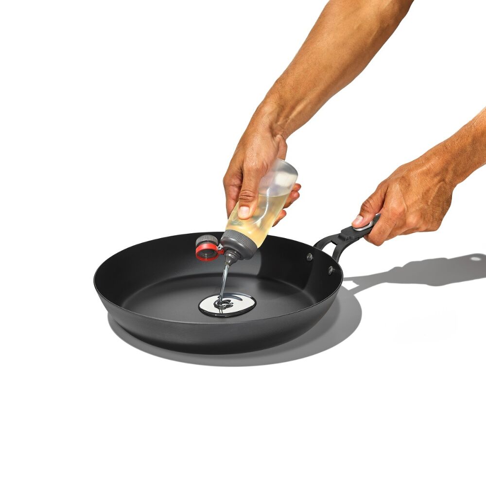 Carbon Steel With Removable Handle 10in Pan K0