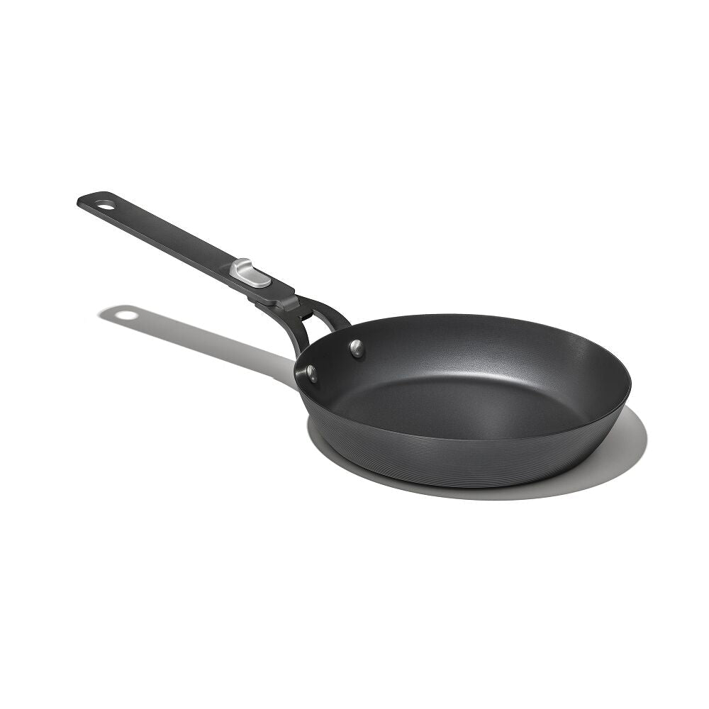 Carbon Steel With Removable Handle 8in Pan R5