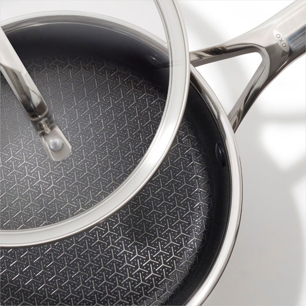 Trident Hybrid Non-Stick Stainless Steel 2.5 Qt Saucepan with Lid M9