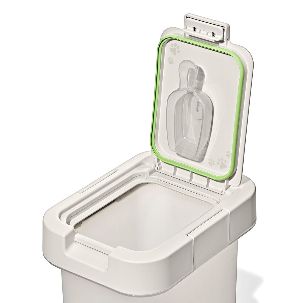 OXO Pet Airtight Food Container with Scoop — Small N1