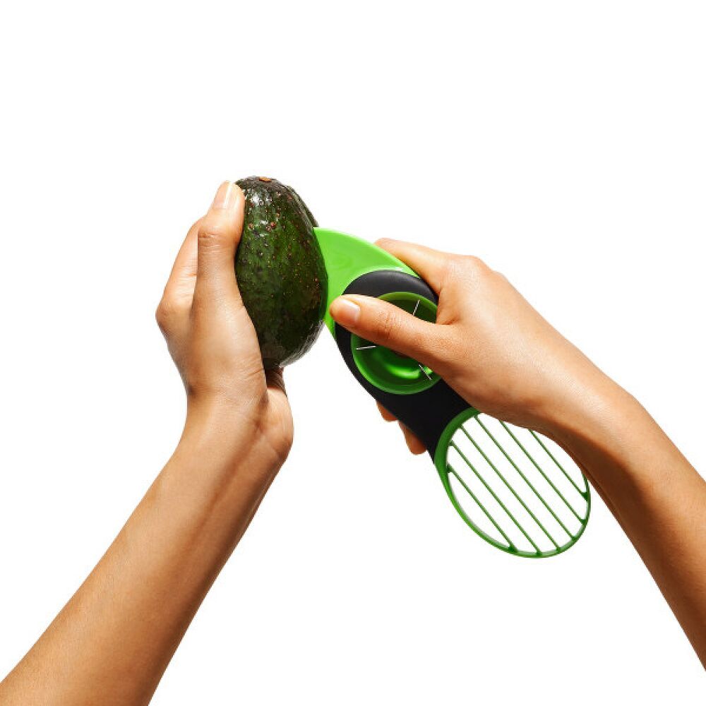 3-in-1 Avocado Slicer I2