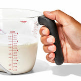 4-Cup Angled Measuring Cup B1