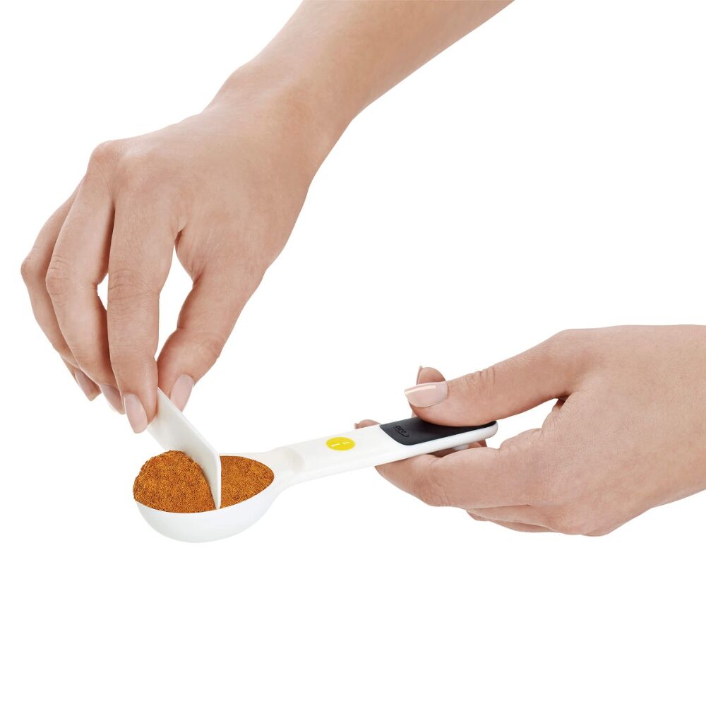 7 Piece Plastic Measuring Spoons - White Z3