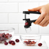 Cherry & Olive Pitter - Black O0