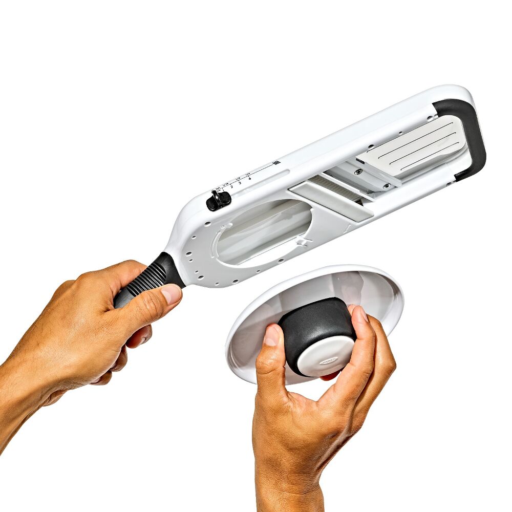 Precision Handheld Mandoline C0