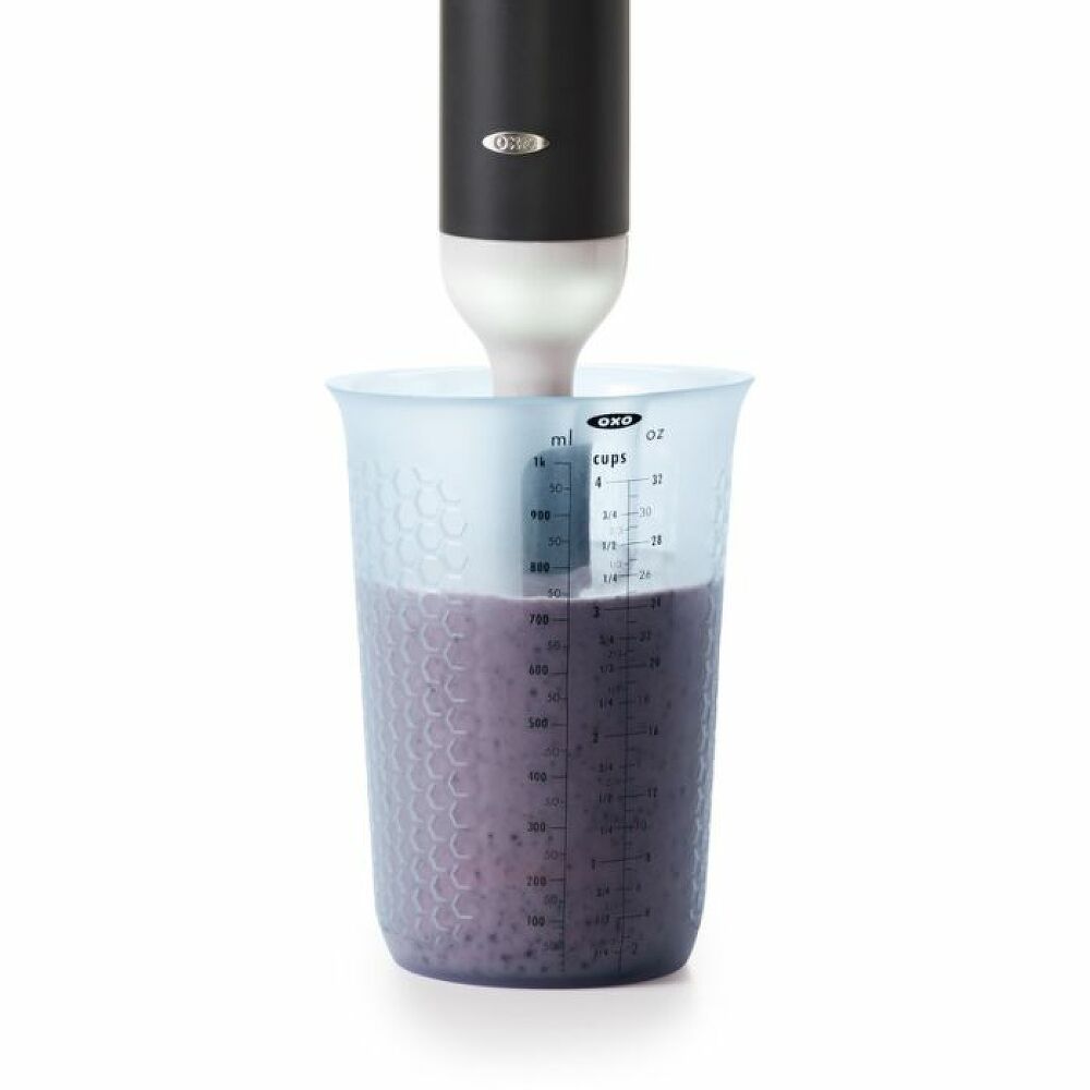4 Cup Squeeze & Pour Measuring Cup X7